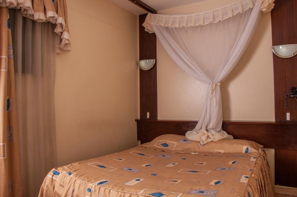 Blue Hut Hotel Nairobi Room photo