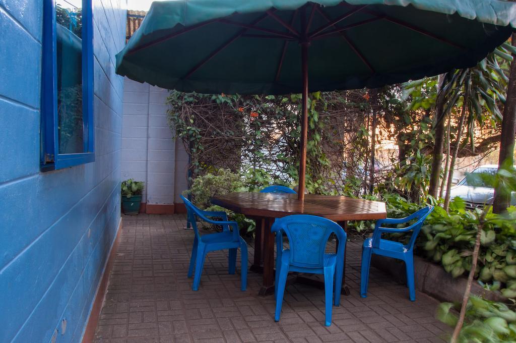 Blue Hut Hotel Nairobi Exterior photo